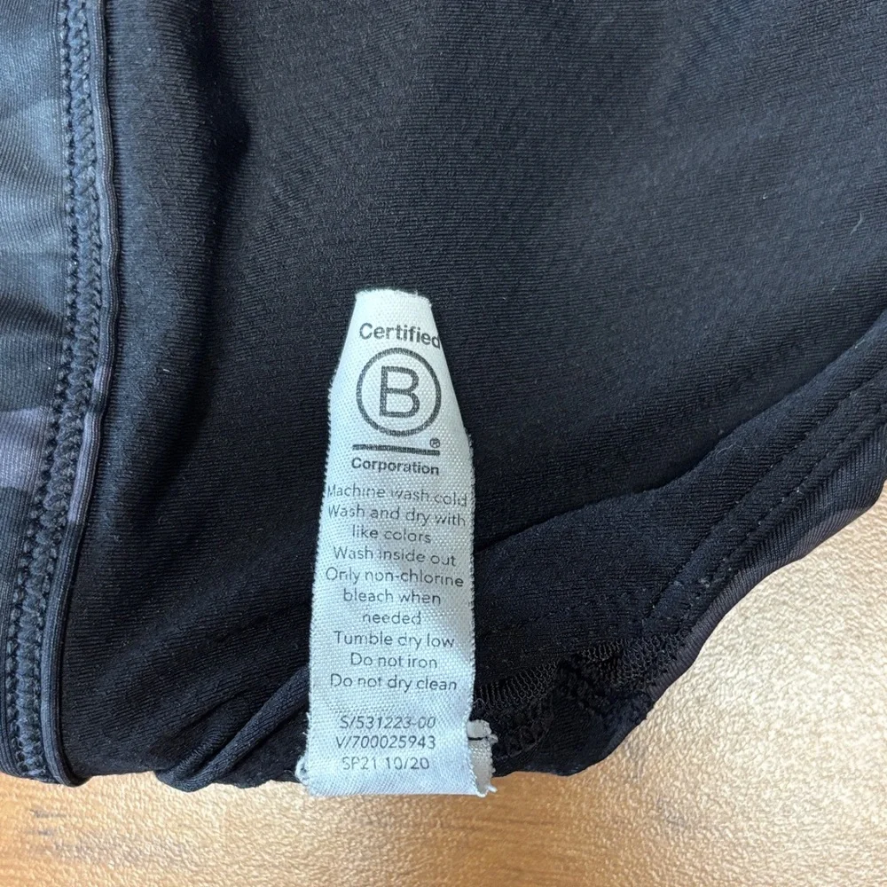 Athleta Dark Camo Sports‎ Bra